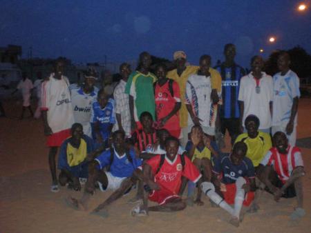 les 2 équipes after the match